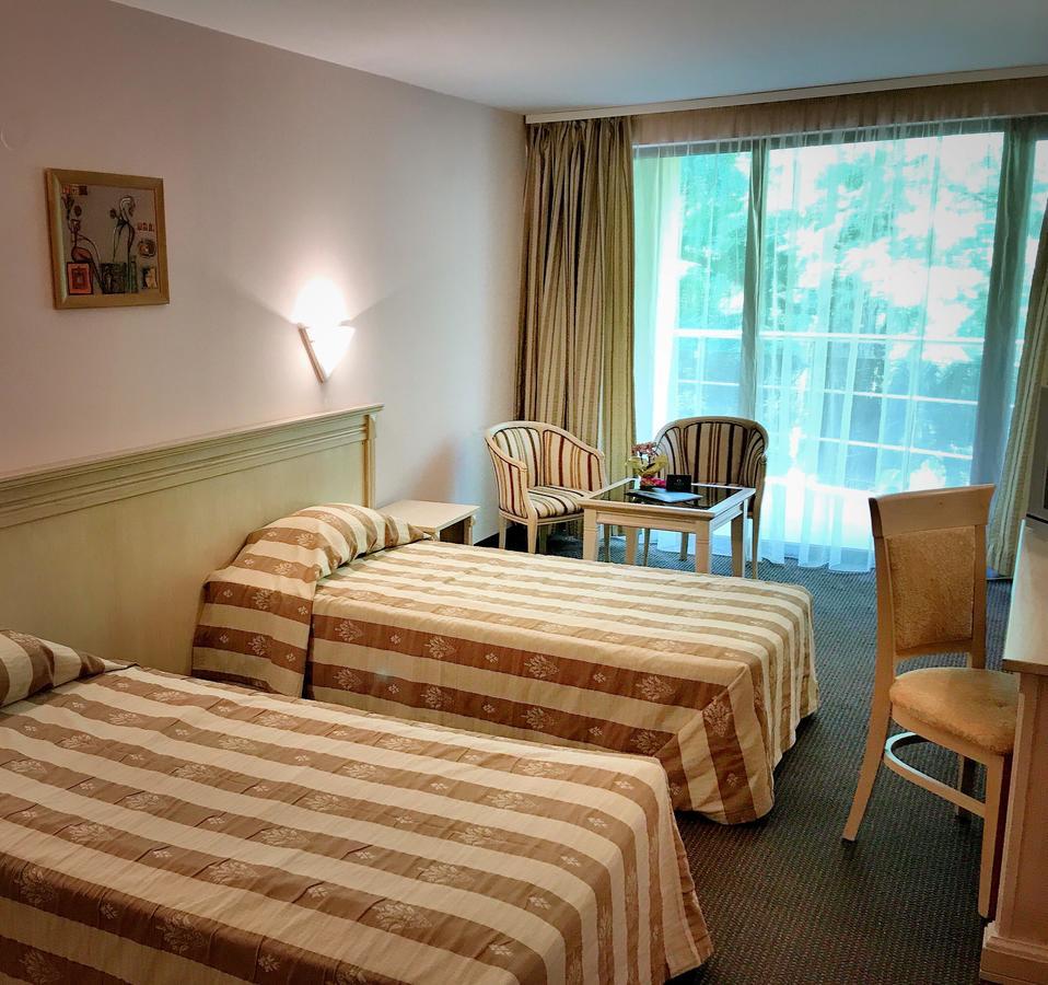 Hotel Otdih Kavarna Kültér fotó