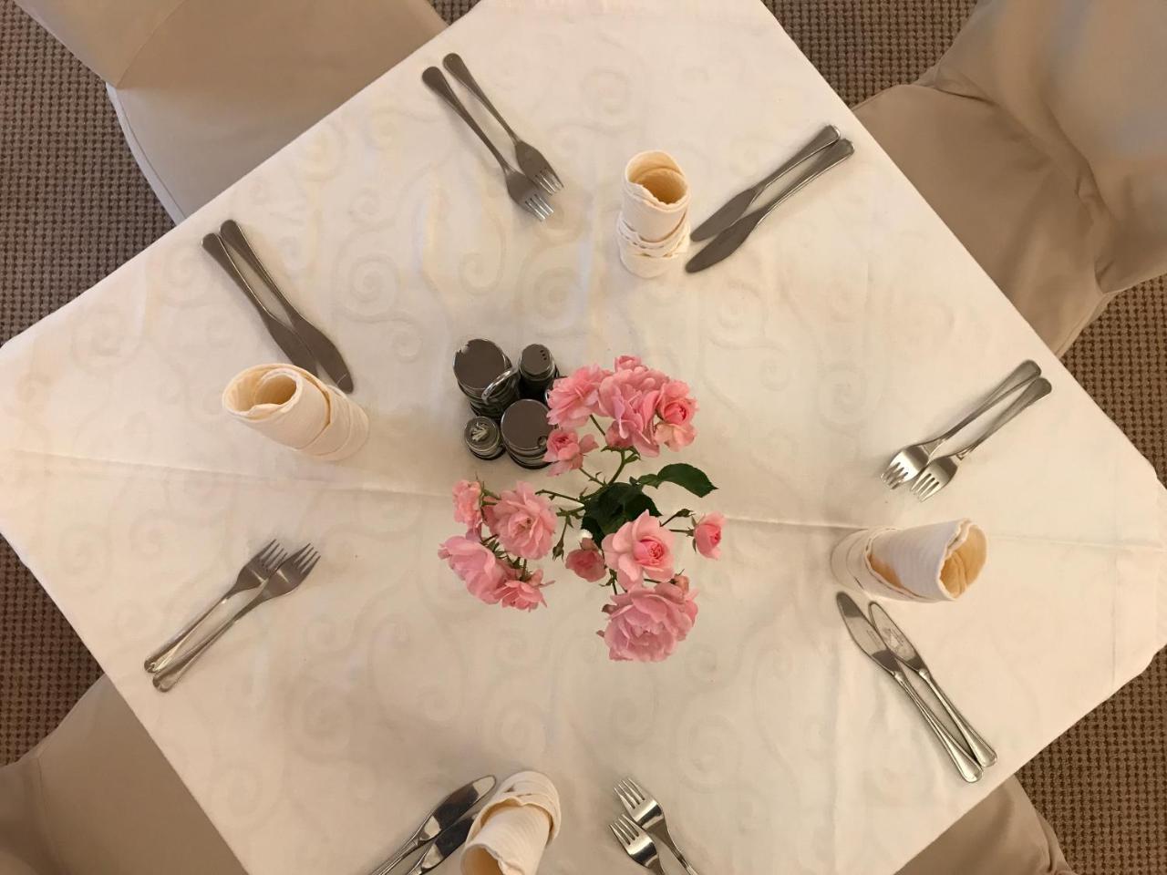 Hotel Otdih Kavarna Kültér fotó